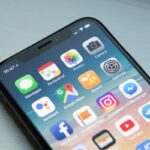 best travel apps in 2024: navigation, translation & budgeting